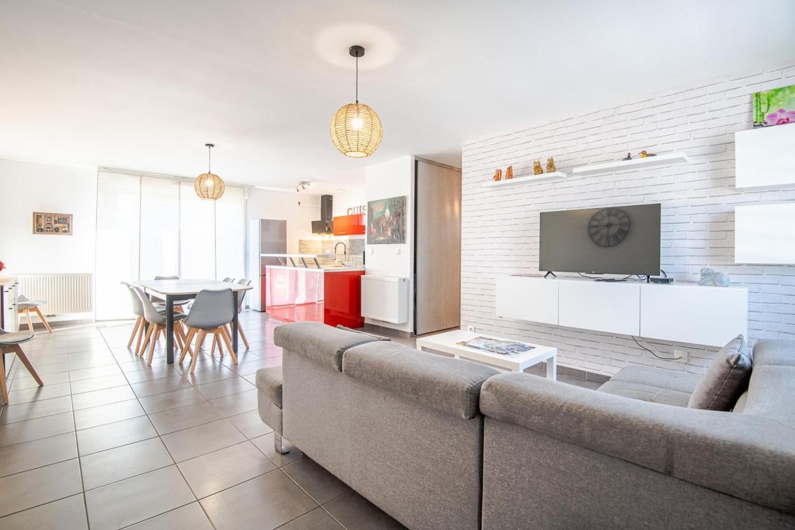 Le Petit Choiseul - Superb Bungalow Sleeps 6 Amboise Exterior photo